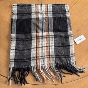 Womens Chenille Scarf Black Neutral STYLE&CO